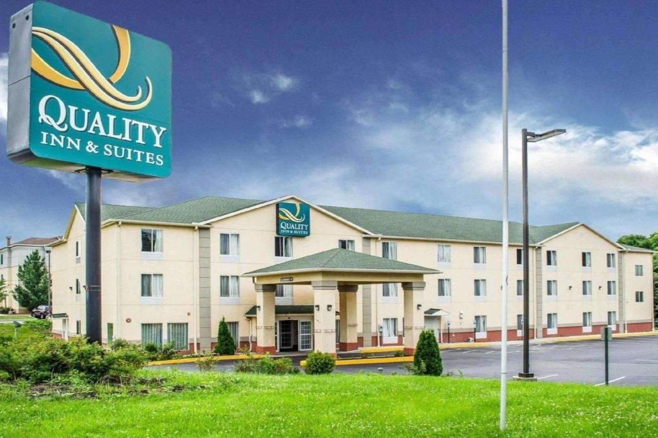 Quality Inn & Suites Hershey Exterior photo
